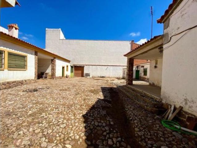 Chalet en venta en Argamasilla de Calatrava, Ciudad Real