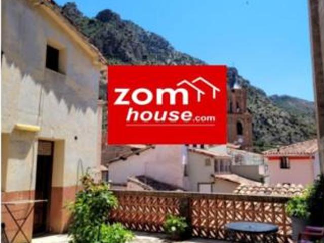 Chalet en venta en Arnedillo, La Rioja