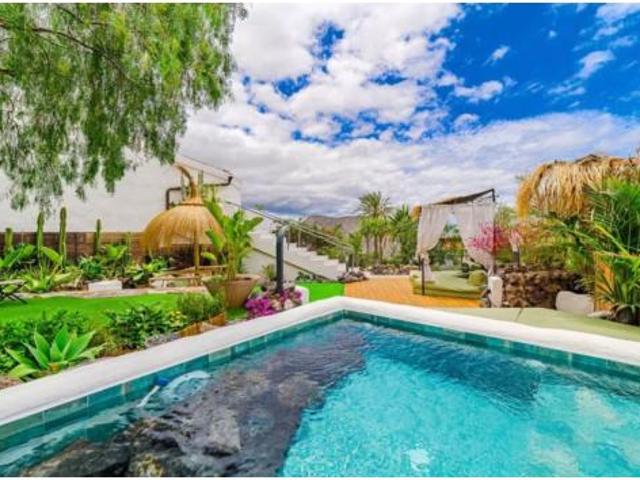 Chalet en venta en Los Cristianos, Arona