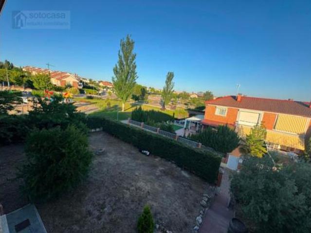 Villa en venta en Arroyo De La Encomienda, Sotoverde