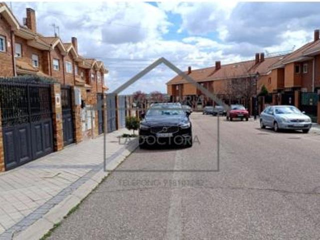 Chalet en venta en Arroyomolinos, Madrid