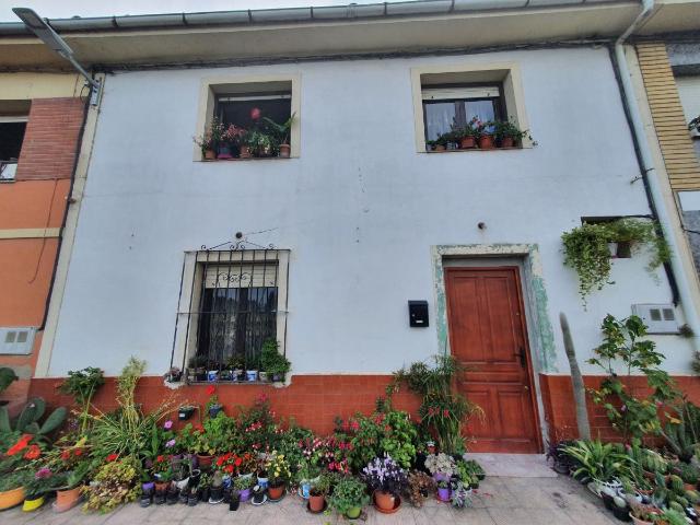 Casa en venta en Grado, La Magdalena