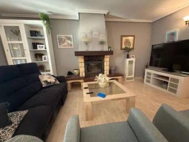 Chalet en venta en Azuqueca De Henares, Castilla-La Mancha