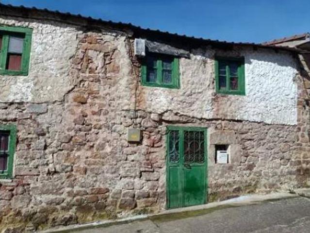Chalet en venta en Barruelo De Santullán, Castilla y León