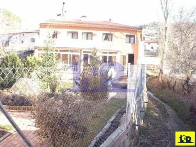 Chalet en venta en Beamud, Cuenca