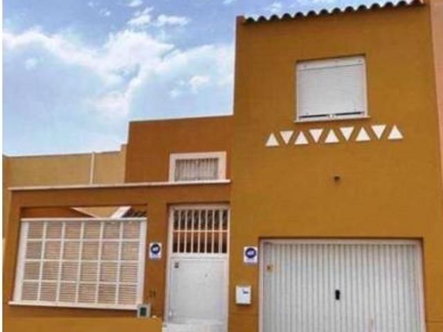 Chalet en venta en Benahadux, Andalucía