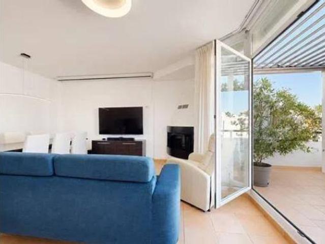 Chalet en venta en La Perla-Torremuelle, Costa del Sol Occidental