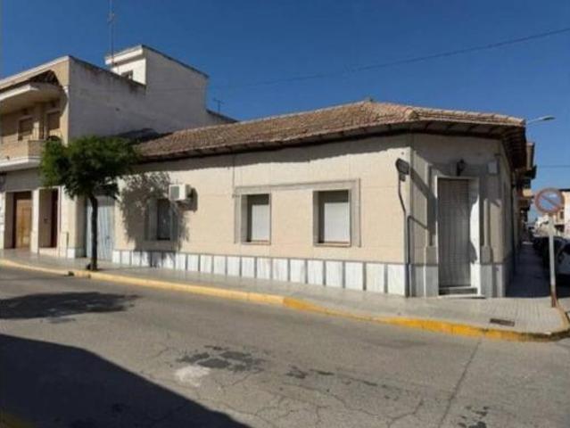 Villa en venta en Benejúzar