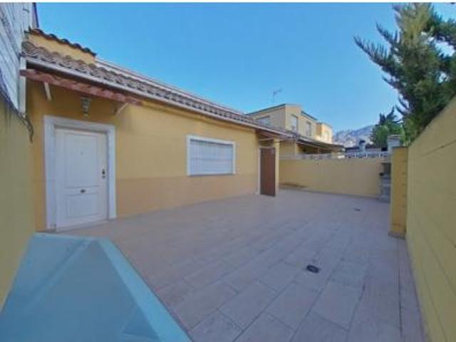 Chalet en venta en la Marina Baixa, Valencia