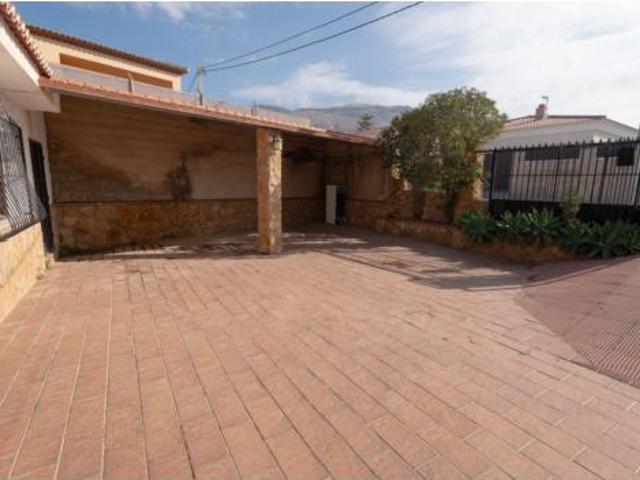 Chalet en venta en Castala, Berja