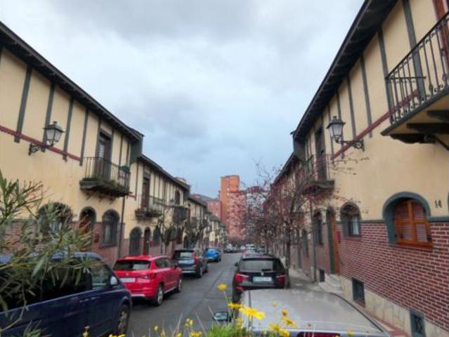 Villa en venta en Bilbao, Santutxu