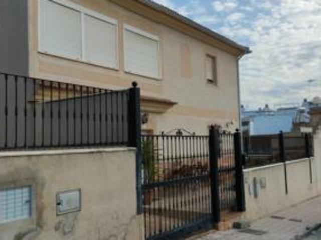 Chalet en venta en Bujalance, Andalucía