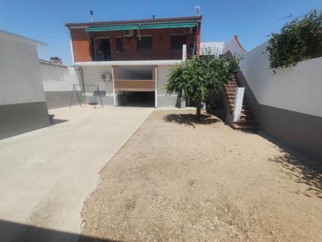 Chalet en venta en Burujón, Castilla-La Mancha