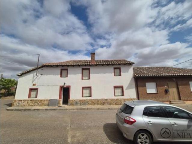 Chalet en venta en Bustillo Del Páramo De Carrión, Castilla y León