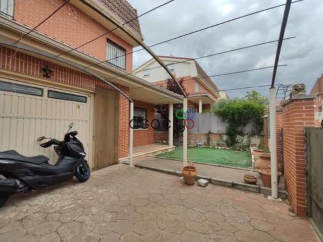 Chalet en venta en Cabanillas Del Campo, Castilla-La Mancha