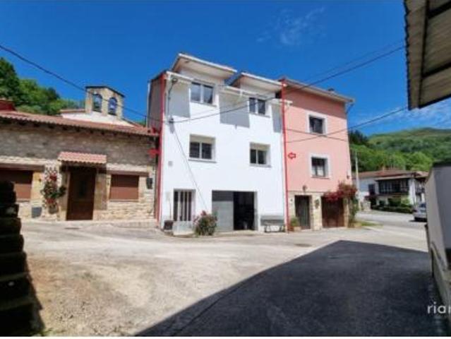 Villa en venta en Cabrales