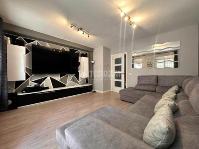 Chalet en venta en Camarma De Esteruelas, Madrid