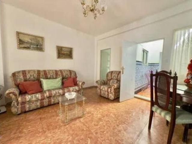 Chalet en venta en Camas, Andalucía