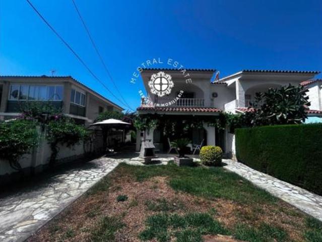 Chalet en venta en l'Ardiaca, Baix Camp