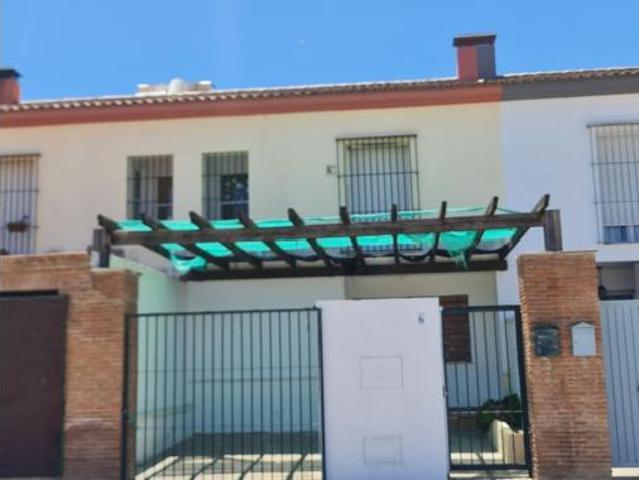 Chalet en venta en Cantillana, Sevilla