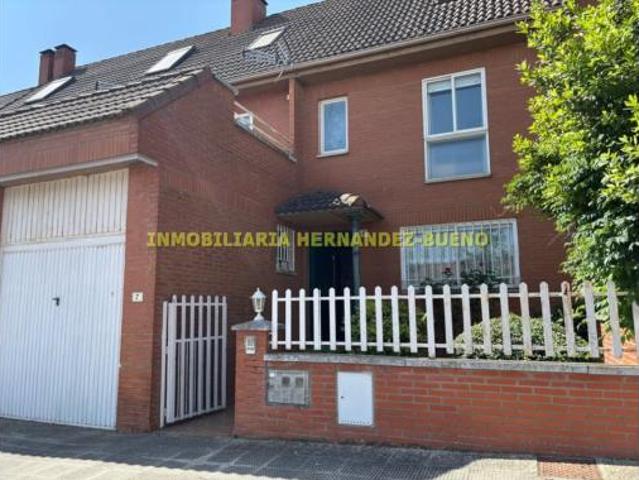Villa en venta en Carrascal De Barregas, Peñasolana