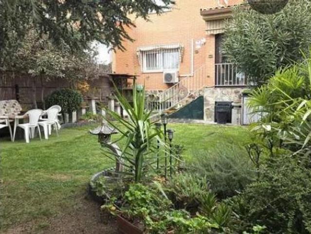 Chalet en venta en Casarrubuelos, Madrid