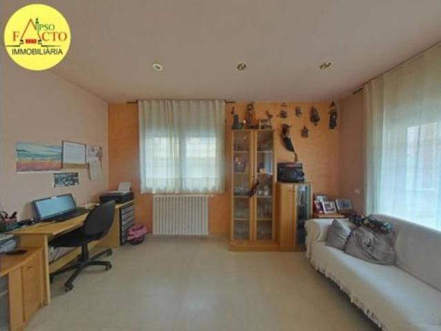 Villa en venta en Castellfollit De La Roca