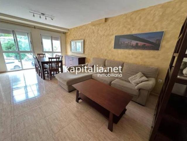 Villa en venta en Castelló De Rugat