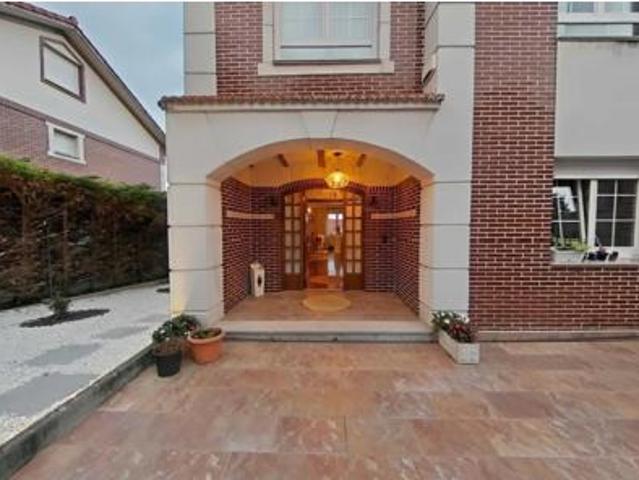 Chalet en venta en Casco Histórico, Castro-urdiales