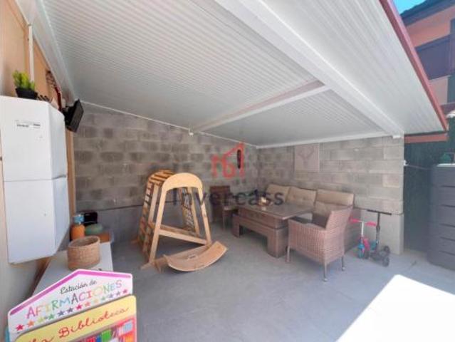 Chalet en venta en Otañes, Castro-urdiales