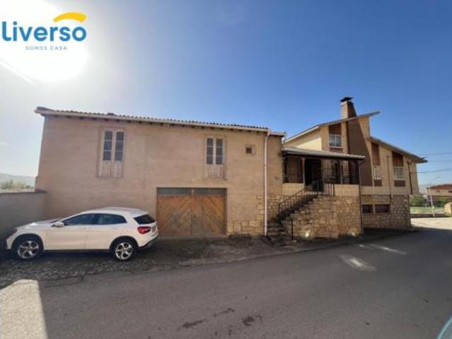 Chalet en venta en Castrojeriz, Castilla y León