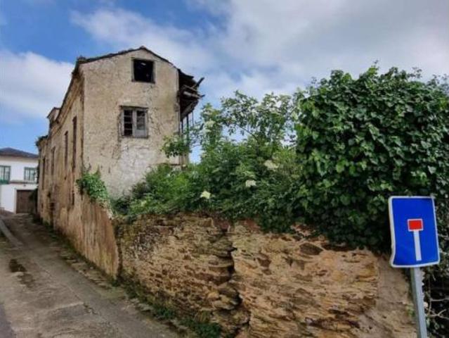 Villa en venta en Castropol, As Figueiras