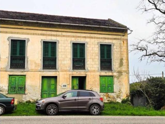 Villa en venta en Castropol, As Barreiras