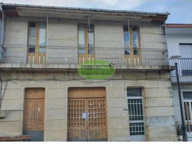 Chalet en venta en Cenlle, Ourense