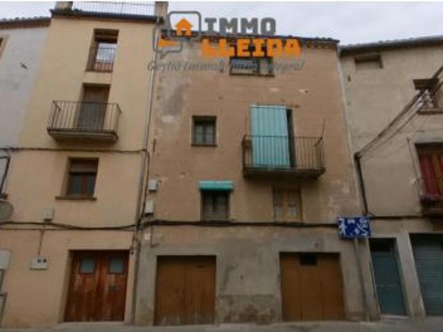 Chalet en venta en Cervera, Segarra