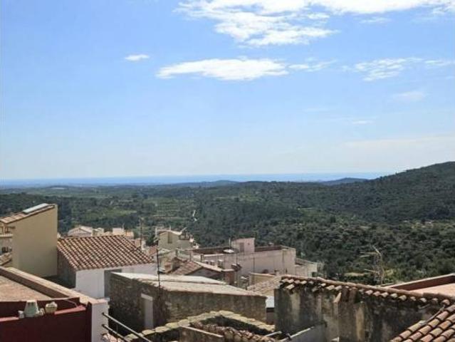 Villa en venta en Cervera Del Maestre