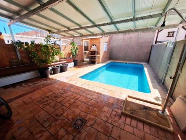 Chalet en venta en Chozas De Canales, Castilla-La Mancha