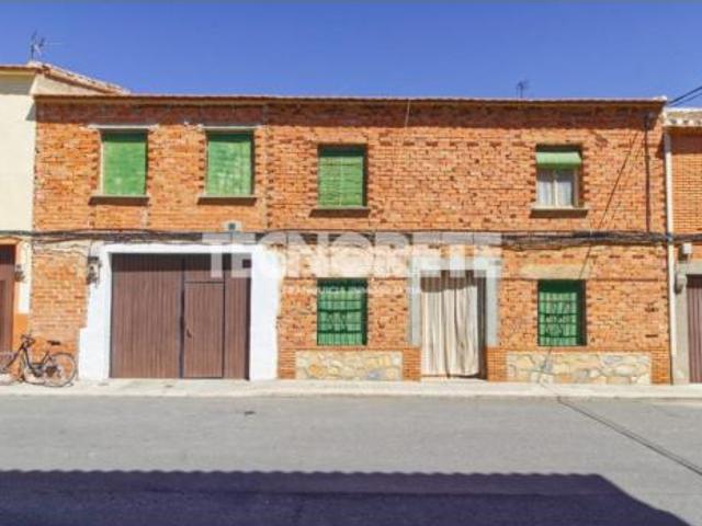 Chalet en venta en Consuegra, Castilla-La Mancha