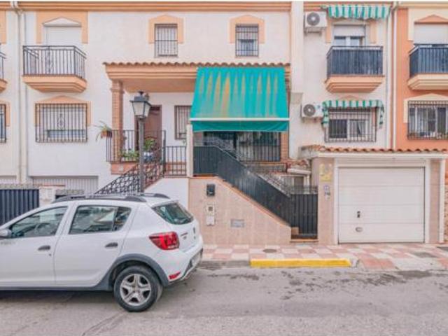 Chalet en venta en Cúllar Vega, Granada
