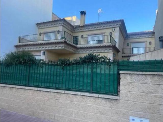 Chalet en venta en Daya Nueva, Valencia