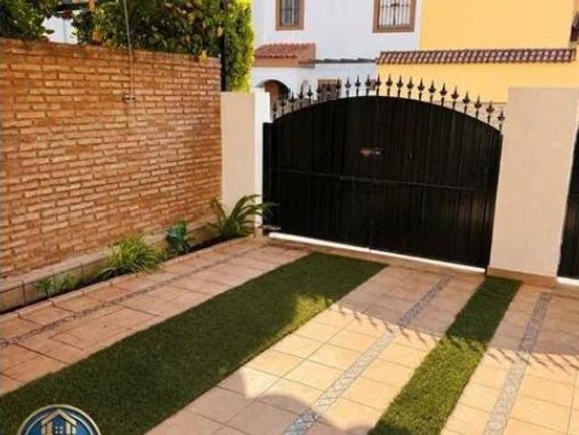 Chalet en venta en Las Infantas, Dos Hermanas