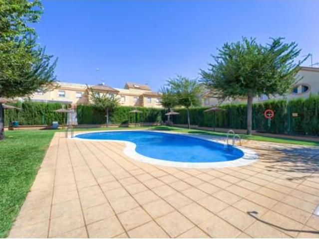 Chalet en venta en Dos Hermanas, Sevilla
