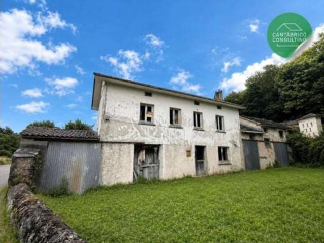 Chalet en venta en El Franco, Asturias