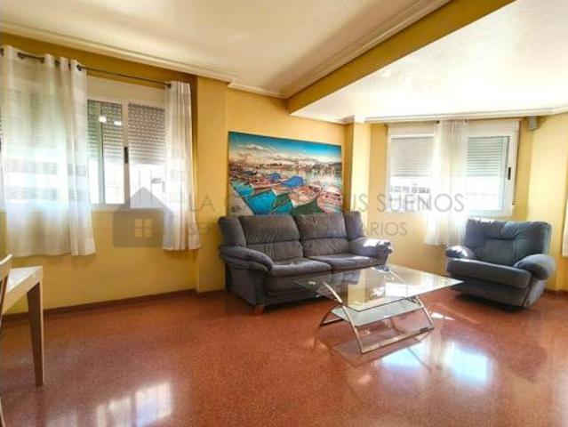 Chalet en venta en Molinos de Félix, Elda