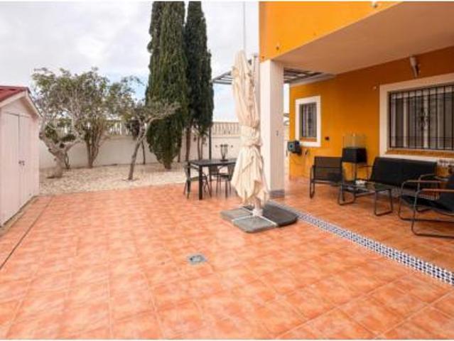 Chalet en venta en Urbanització Els Arenals del Sol, el Baix Vinalopó