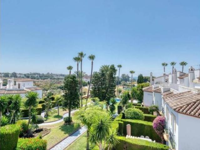 Villa en venta en Estepona, Bel-Air