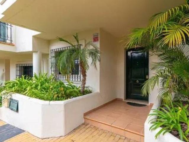 Chalet en venta en Monte Biarritz, Costa del Sol Occidental