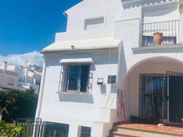 Chalet en venta en Nueva Atalaya, Costa del Sol Occidental
