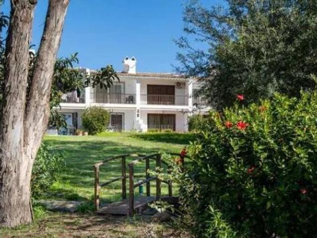 Chalet en venta en Nueva Atalaya, Costa del Sol Occidental