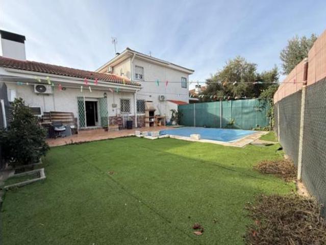 Chalet en venta en Fuente El Saz De Jarama, Madrid
